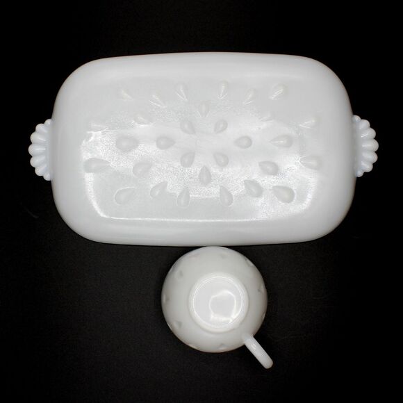 Vintage 1930s Hazel Atlas Dogwood Pattern Milk Glass Luncheon Plate & Cup Set - Picture 3 of 8